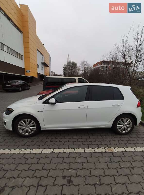 Хетчбек Volkswagen e-Golf 2019 в Львові