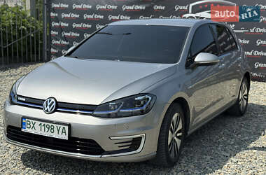 Хэтчбек Volkswagen e-Golf 2018 в Каменец-Подольском
