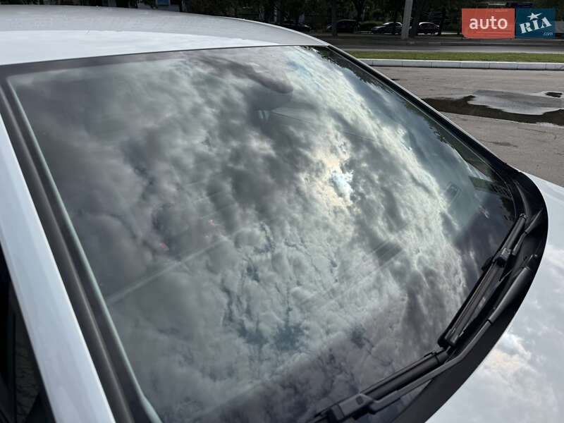 Хэтчбек Volkswagen e-Golf 2017 в Харькове фото 41 Хэтчбек Volkswagen e-Golf 2017 в Харькове