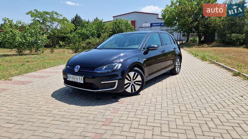 Хетчбек Volkswagen e-Golf 2016 в Одесі