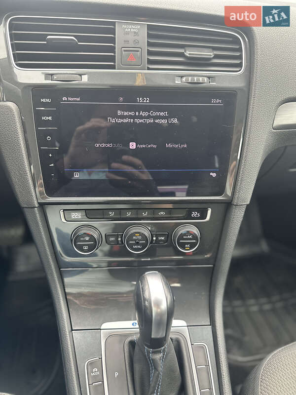 Хетчбек Volkswagen e-Golf 2019 в Іршаві