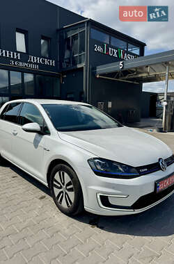 Хэтчбек Volkswagen e-Golf 2014 в Львове