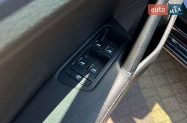 Хэтчбек Volkswagen e-Golf 2020 в 