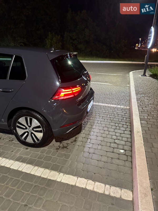 Хетчбек Volkswagen e-Golf 2019 в Харкові
