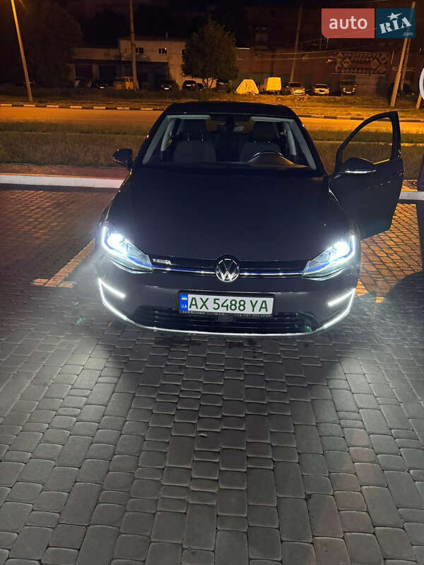 Хетчбек Volkswagen e-Golf 2019 в Харкові