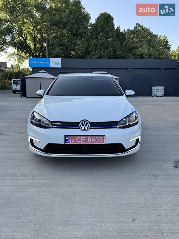 Хетчбек Volkswagen e-Golf 2017 в П'ятихатках