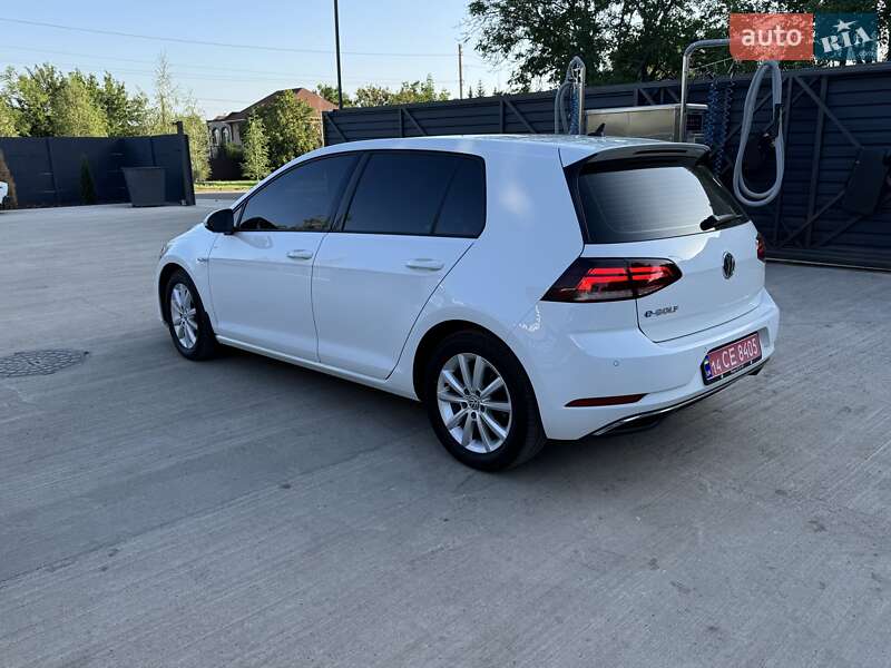 Хетчбек Volkswagen e-Golf 2017 в П'ятихатках