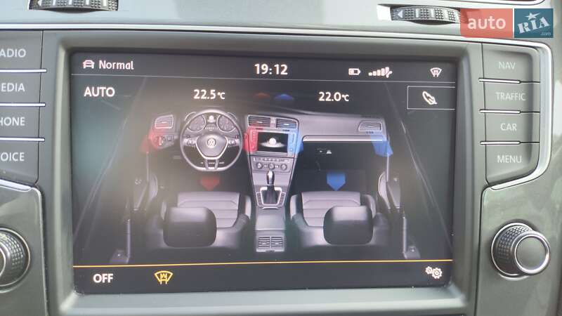 Хэтчбек Volkswagen e-Golf 2016 в Львове