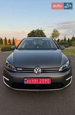 Хэтчбек Volkswagen e-Golf 2018 в 