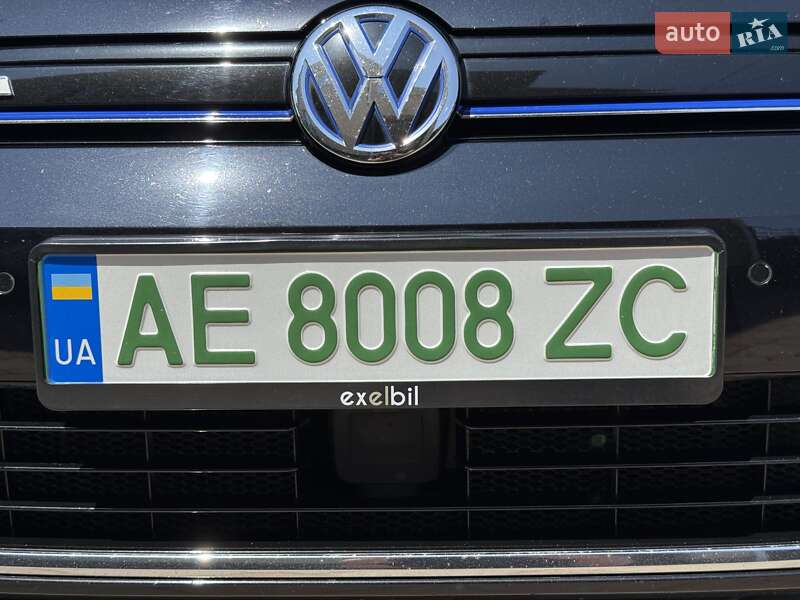 Хетчбек Volkswagen e-Golf 2015 в Миколаєві