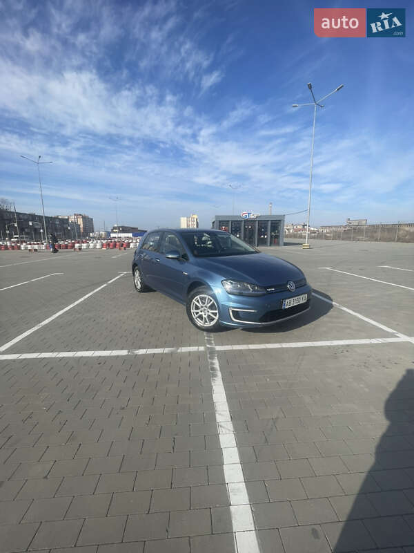 Хетчбек Volkswagen e-Golf 2015 в Вінниці