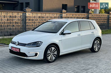 Хетчбек Volkswagen e-Golf 2015 в Рівному