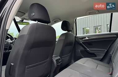 Хетчбек Volkswagen e-Golf 2019 в 