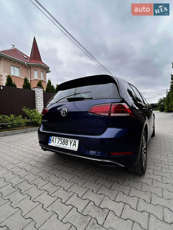 Хетчбек Volkswagen e-Golf 2019 в Києві