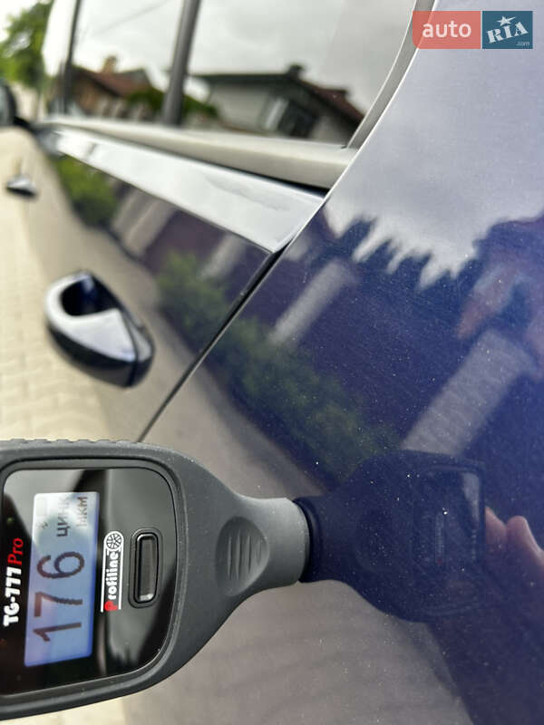 Хетчбек Volkswagen e-Golf 2019 в Києві
