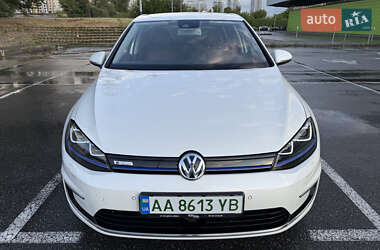 Хэтчбек Volkswagen e-Golf 2016 в Киеве