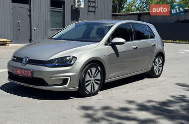 Хетчбек Volkswagen e-Golf 2016 в Кам'янець-Подільському