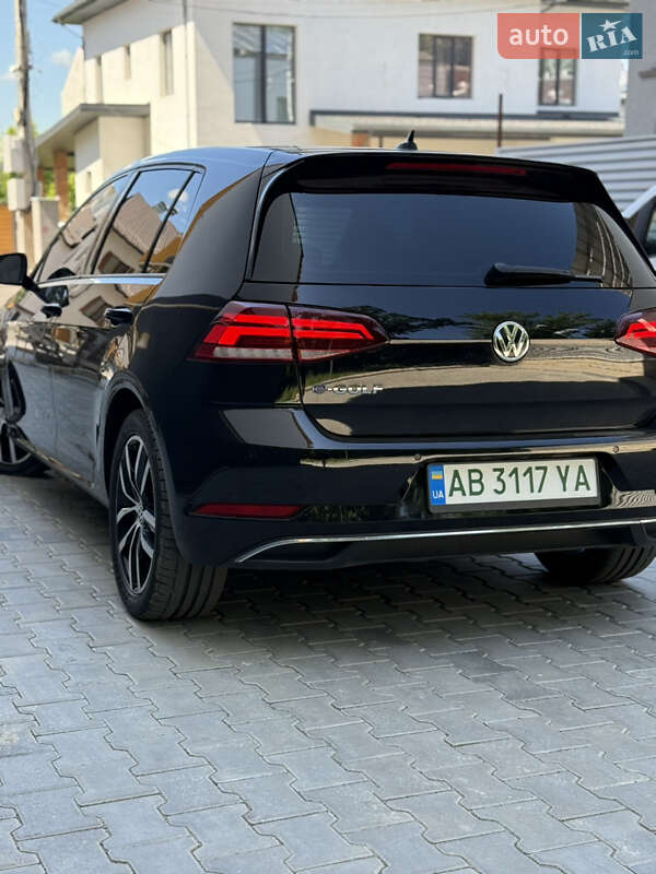 Хэтчбек Volkswagen e-Golf 2020 в Виннице