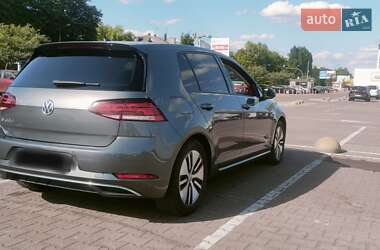 Хетчбек Volkswagen e-Golf 2017 в Житомирі