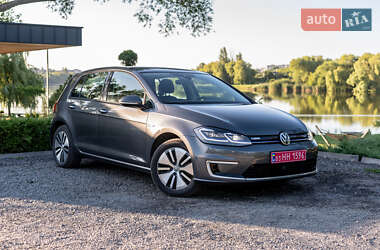 Хэтчбек Volkswagen e-Golf 2018 в Умани