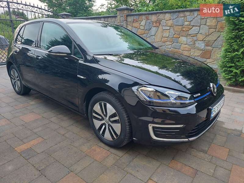 Хетчбек Volkswagen e-Golf 2018 в Львові