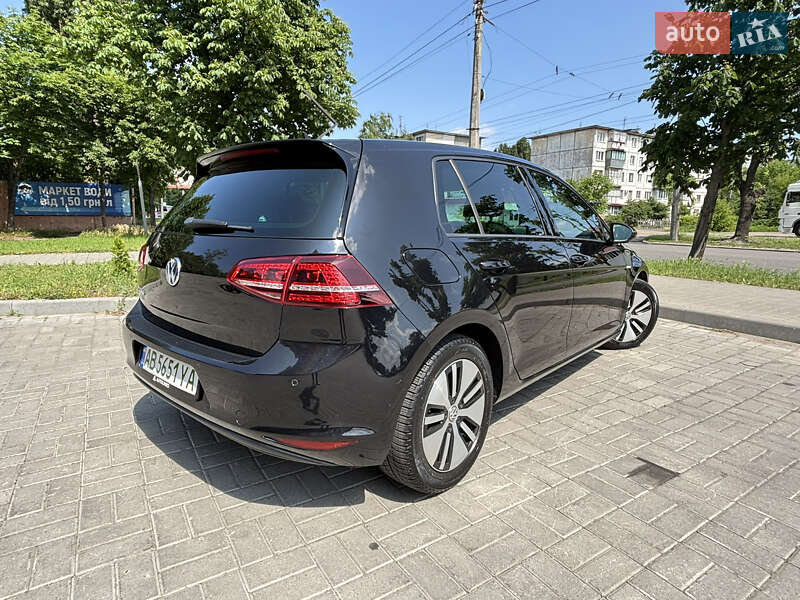 Хэтчбек Volkswagen e-Golf 2015 в Черкассах