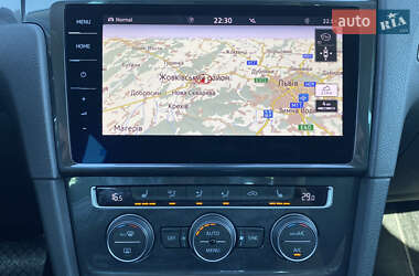 Хэтчбек Volkswagen e-Golf 2018 в 