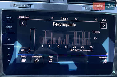 Хэтчбек Volkswagen e-Golf 2018 в 