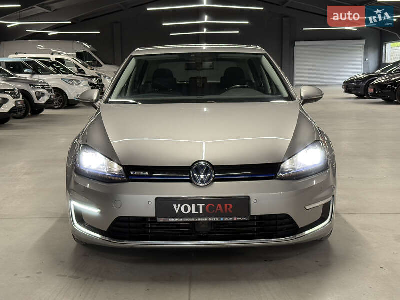 Хэтчбек Volkswagen e-Golf 2015 в Владимире