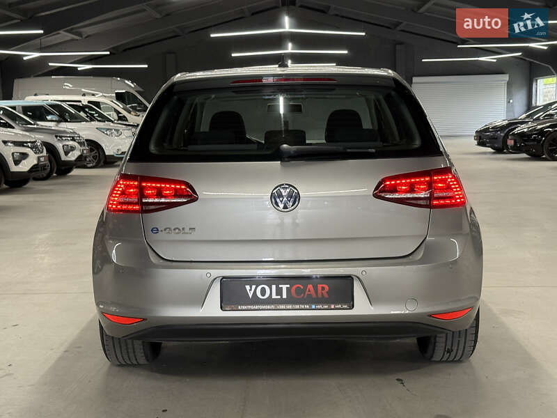 Хэтчбек Volkswagen e-Golf 2015 в Владимире
