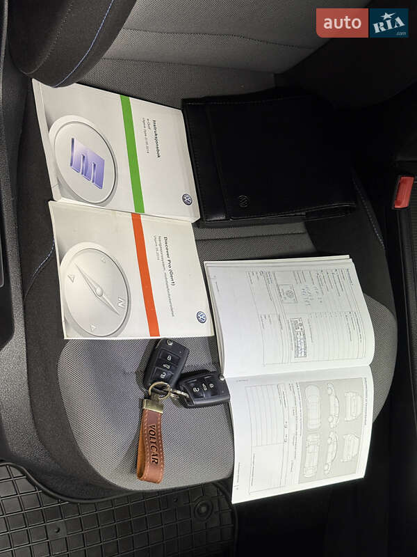 Хэтчбек Volkswagen e-Golf 2015 в Владимире