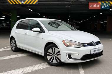 Хетчбек Volkswagen e-Golf 2016 в Києві