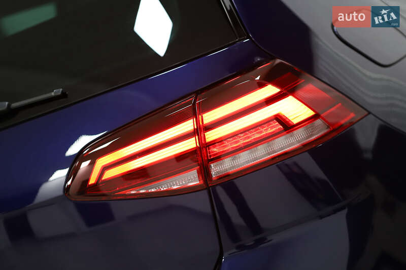 Хетчбек Volkswagen e-Golf 2021 в Дрогобичі