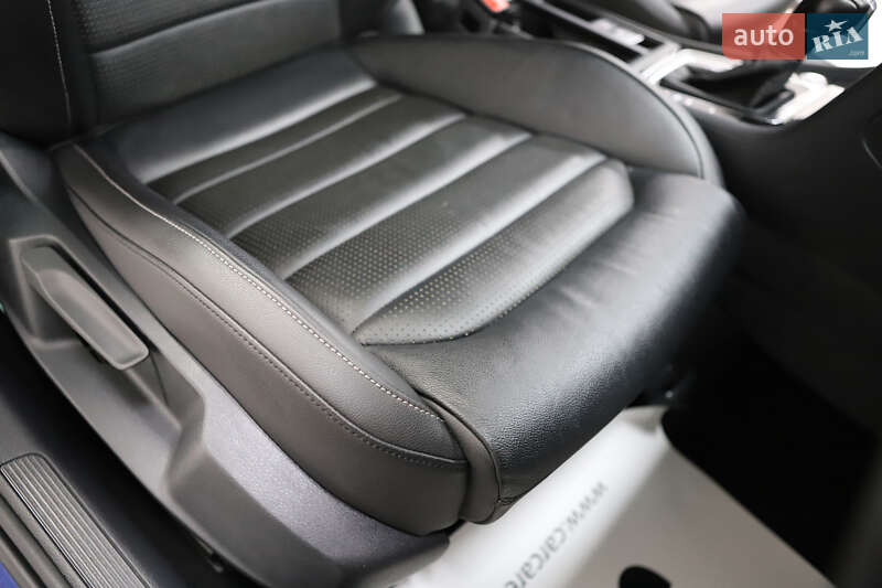 Хетчбек Volkswagen e-Golf 2021 в Дрогобичі