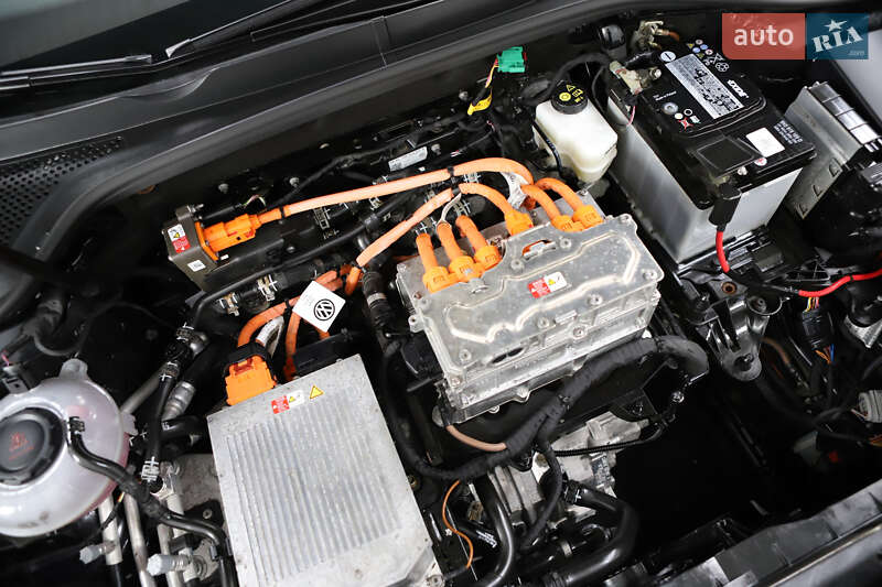 Хетчбек Volkswagen e-Golf 2021 в Дрогобичі
