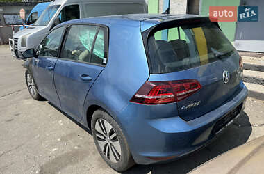 Хэтчбек Volkswagen e-Golf 2015 в 