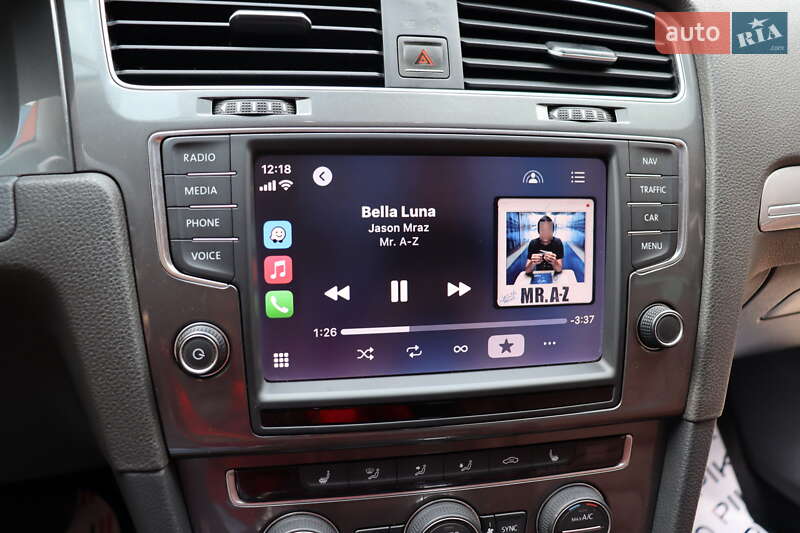Хэтчбек Volkswagen e-Golf 2016 в Львове