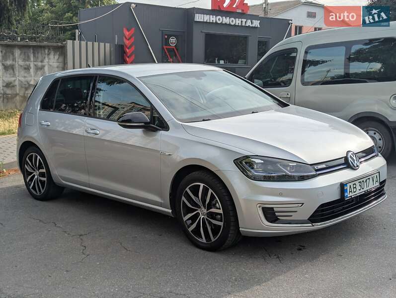 Хетчбек Volkswagen e-Golf 2020 в Вінниці