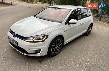 Volkswagen e-Golf 2020