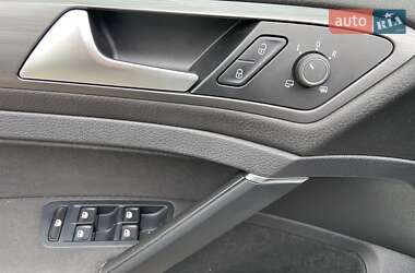 Хэтчбек Volkswagen e-Golf 2020 в 