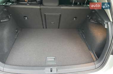 Хэтчбек Volkswagen e-Golf 2020 в 