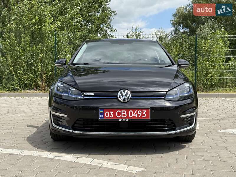 Хэтчбек Volkswagen e-Golf 2017 в Луцке фото 5 Хэтчбек Volkswagen e-Golf 2017 в Луцке