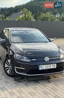 Хэтчбек Volkswagen e-Golf 2015 в Львове