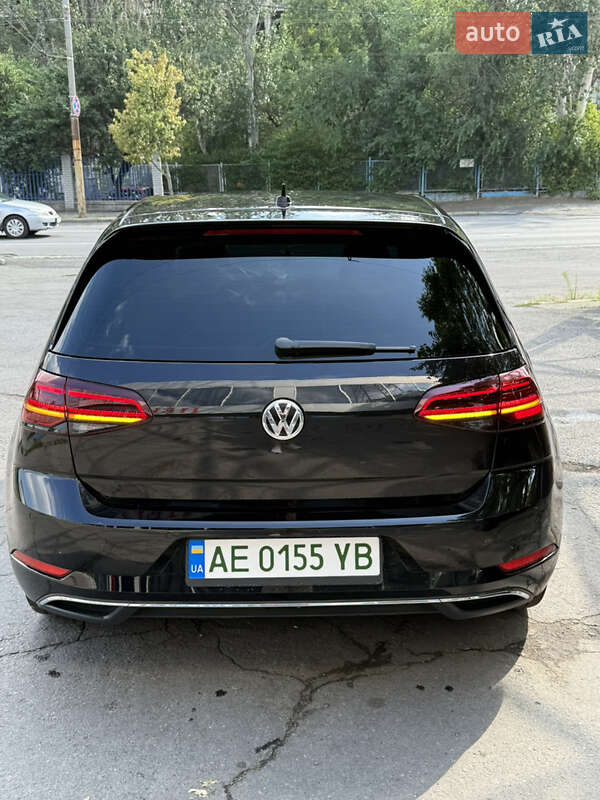 Хетчбек Volkswagen e-Golf 2019 в Дніпрі