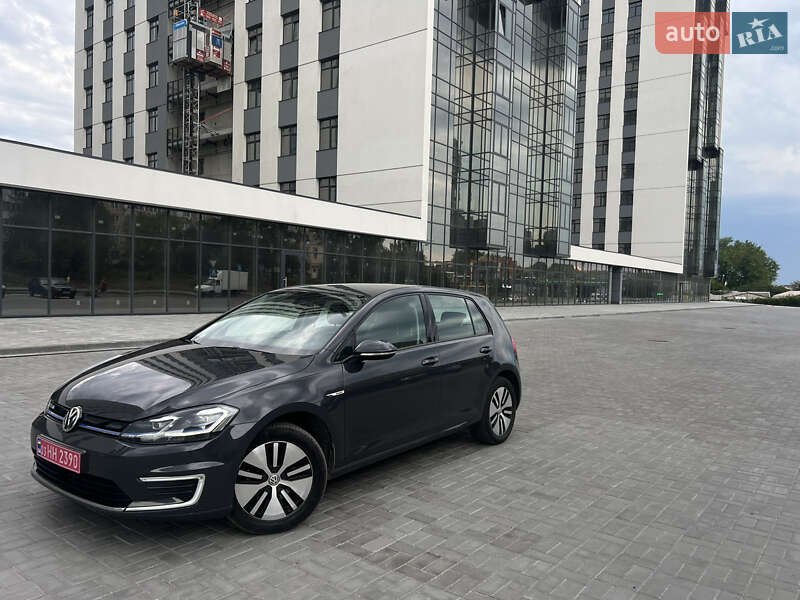 Хэтчбек Volkswagen e-Golf 2020 в Днепре