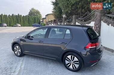 Хэтчбек Volkswagen e-Golf 2019 в 