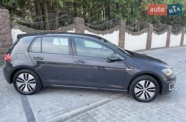 Хэтчбек Volkswagen e-Golf 2019 в 