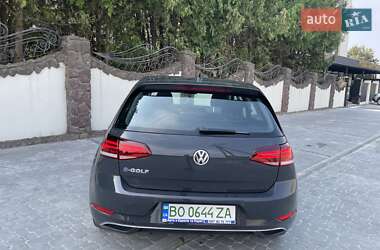 Хэтчбек Volkswagen e-Golf 2019 в 