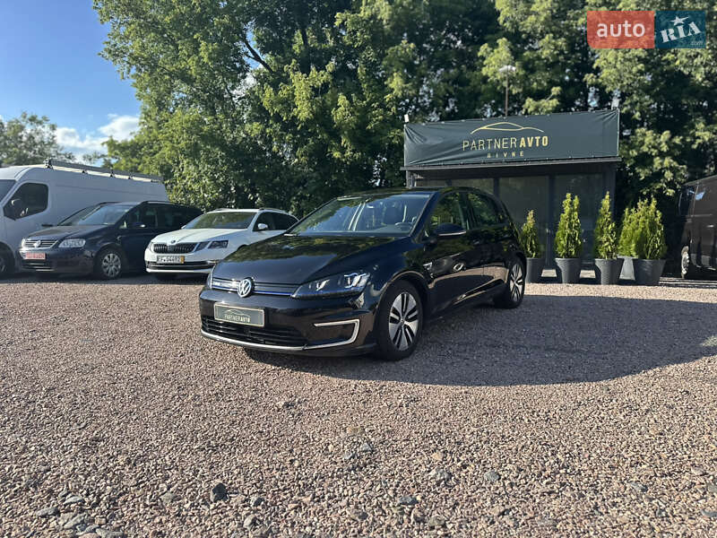 Volkswagen e-Golf 2015