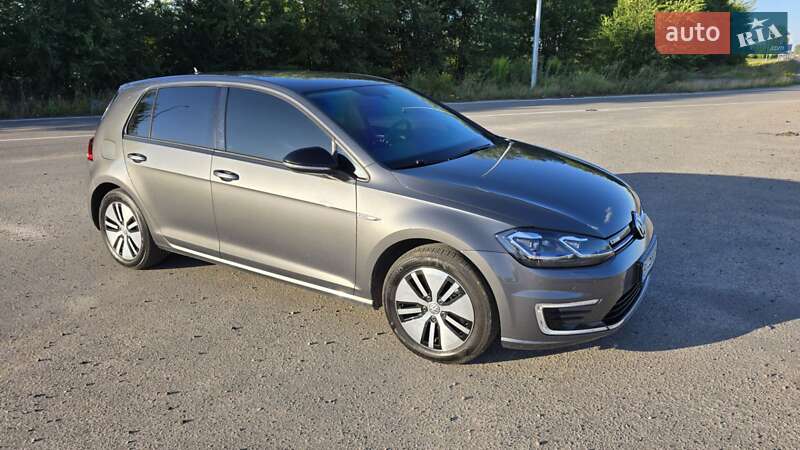 Volkswagen e-Golf 2017